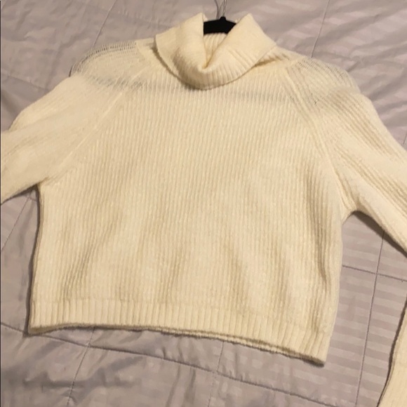 Cute turtleneck crop sweater - Picture 5 of 7